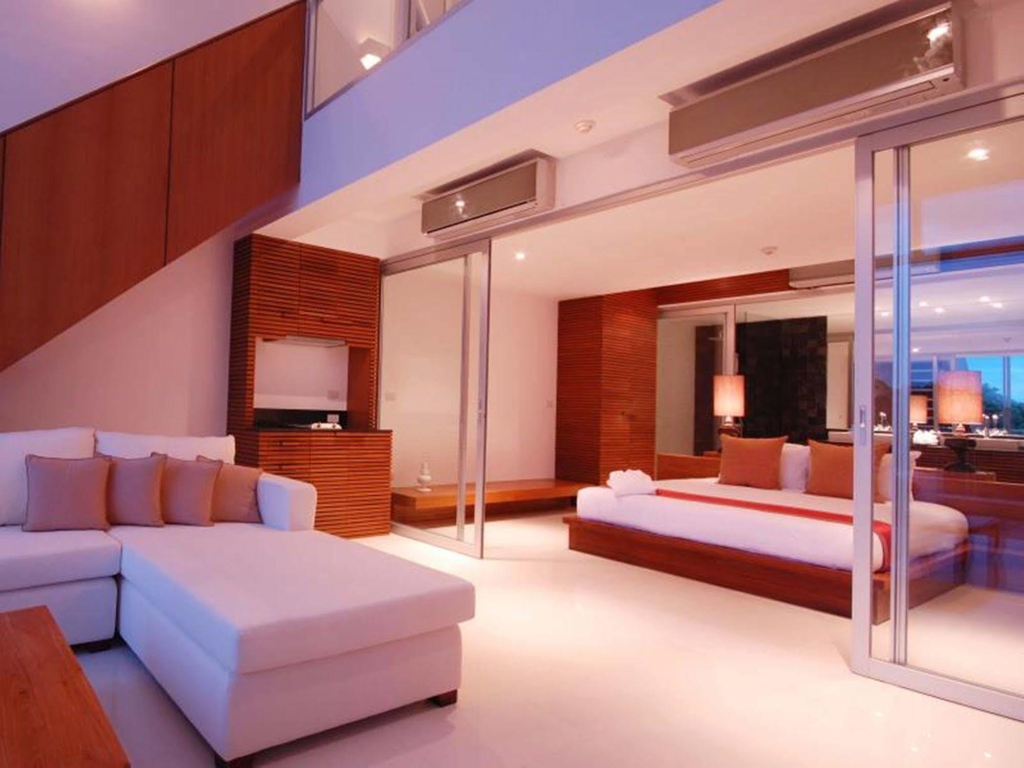 The Quarter Phuket Hotel Surin Beach  Eksteriør billede